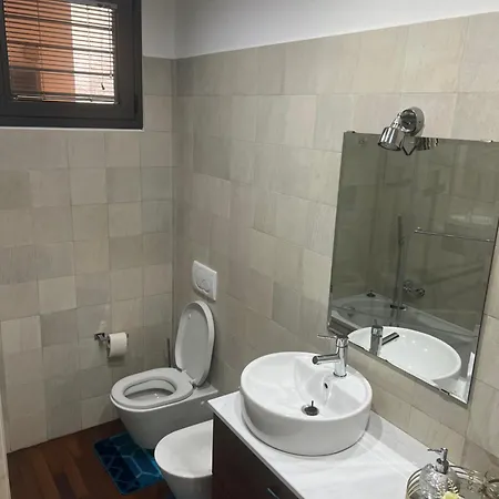 Resilienza - Privata Con Bagno Лекко