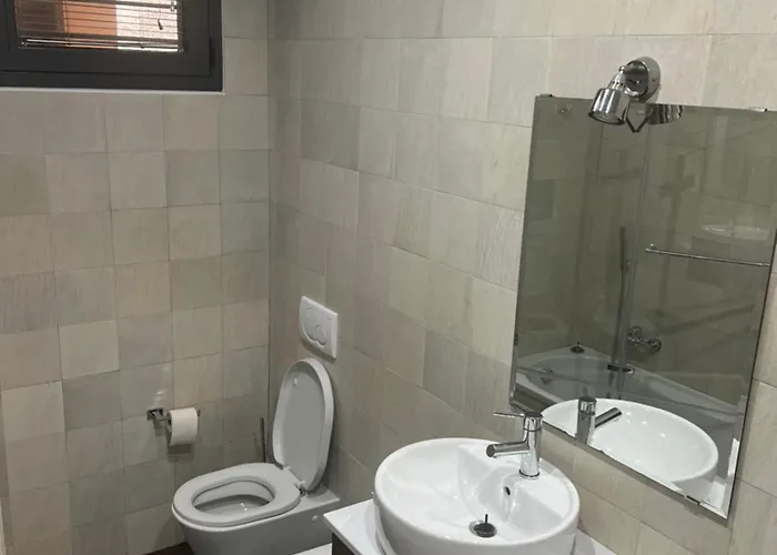 Resilienza - Privata Con Bagno Лекко